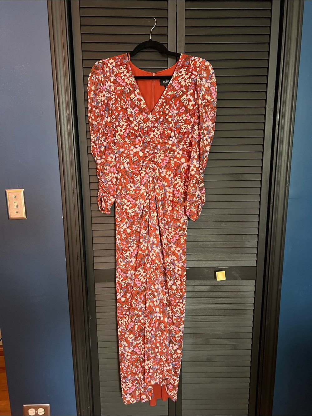 MSK Rust Floral V-Neck Maxi Dress